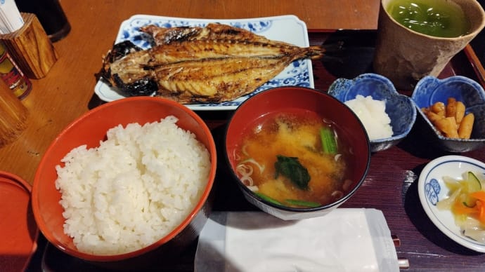 ウォーキング、ご飯、そしてウォーキング。