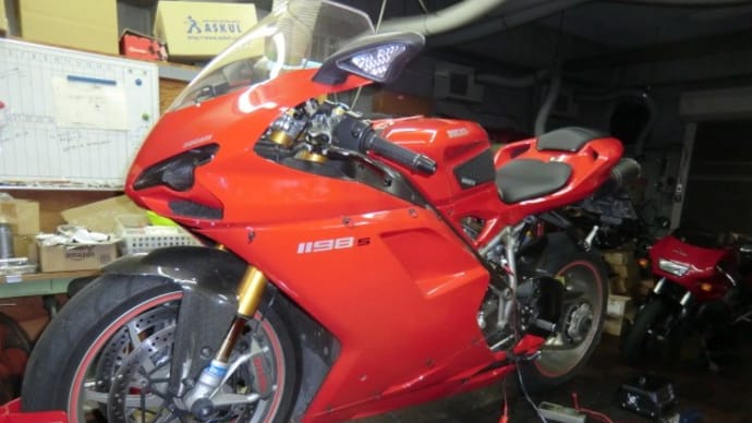 DUCATI (ドゥカティ) 1198s が車検・メンテナンスで入庫