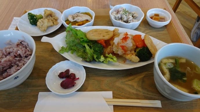 今年初外食は栗原さんちのお昼ご飯
