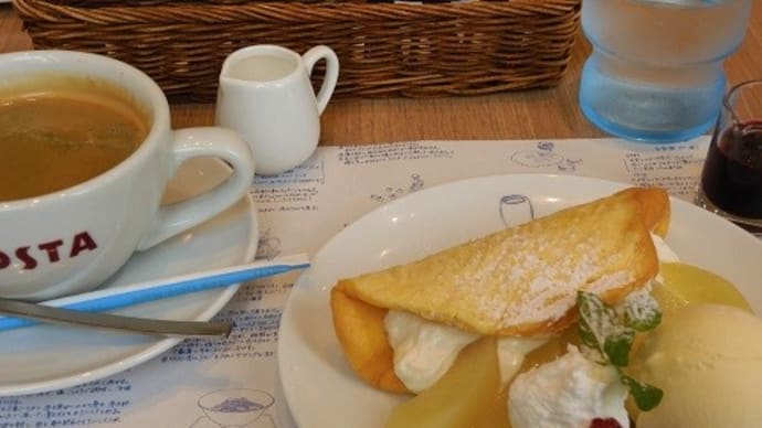 cafeゆとりの空間で桃のオムレット