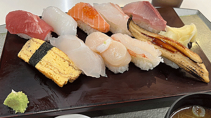 柳橋市場の人気店「地魚食堂 てるてる」の名物・地魚寿司定食！
