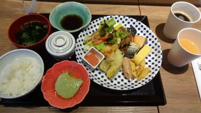 朝から豪華な食事です!