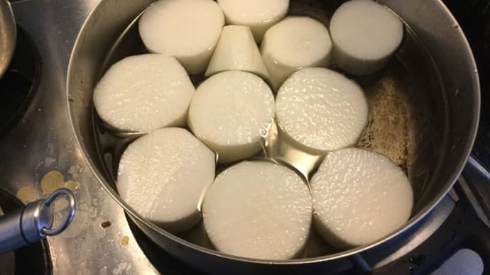 おつまみ仕込み中 for 居酒屋ボギー 2020.12.13