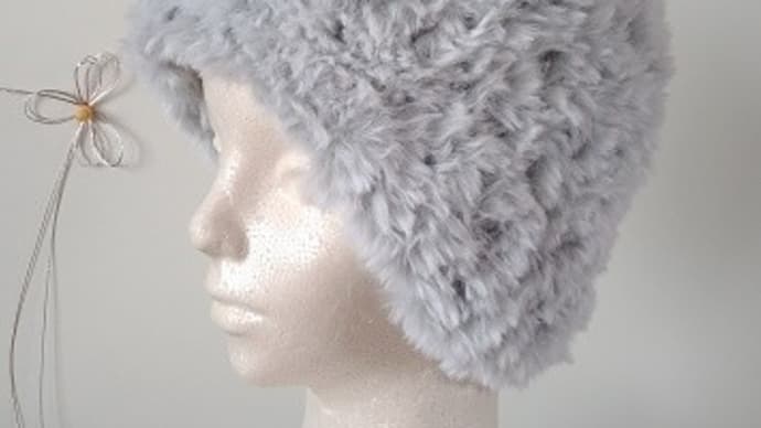 去年発売のふわふわ糸のテディで、又又、帽子を編みました~~!!