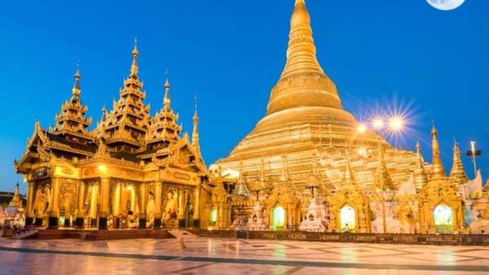 「世界の夜景⑱」ミャンマー「シュエダゴンパコダ」～写真と短歌で綴る世界文化紀行
