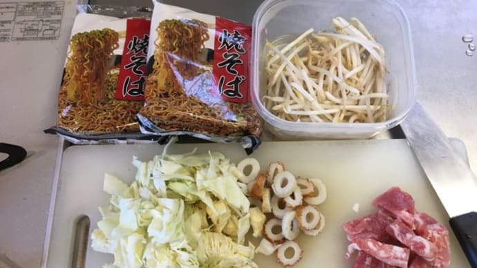 ダンナの袋麺やきそば(^.^)