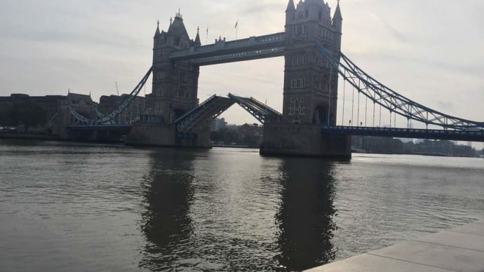 2度目のLondon⑪タワーブリッジはね橋上がってミサ参加(4日目)