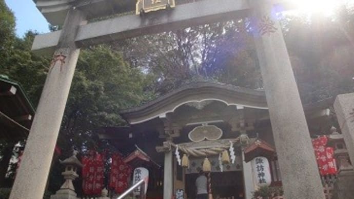 横浜元町の鎮守様「石川町諏訪神社」、(2021秋)。