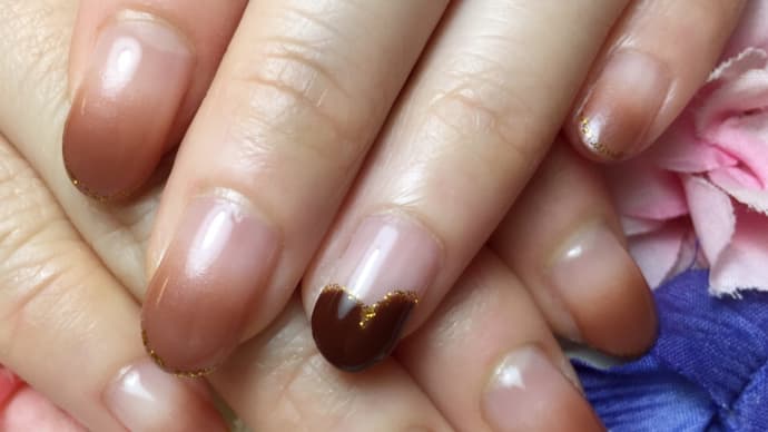ネイルデザイン:チョコレートカラー