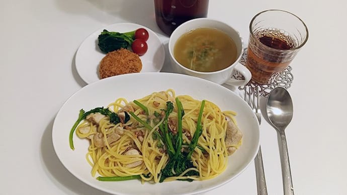 3月13日 茎ブロッコリーと3割引き鶏むね肉のペペロンチーノセットde休肝日。