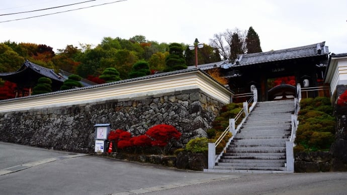 諏訪百番観世音霊場 西二十七番「温泉寺」
