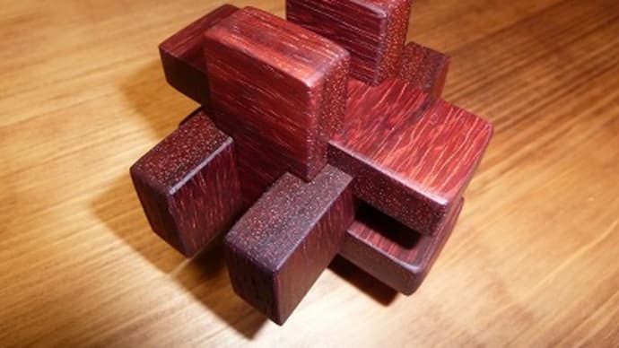 6ピースの組木パズル
