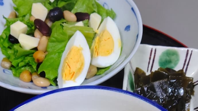 お休み中! 今日のおかず クリームシチュー(^.^)
