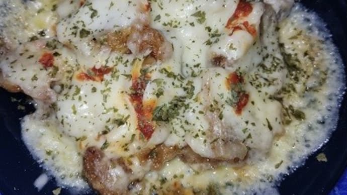 【10/02晩御飯】有田鶏唐揚チーズ乗せ、ピザチーズの残りを全部使ったんだね:P