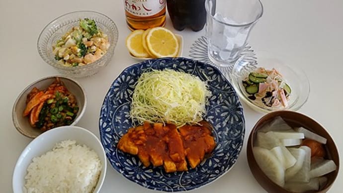 11月19日　ポークケチャップ定食＆炊飯器シンガポールチキンライス定食飲酒。