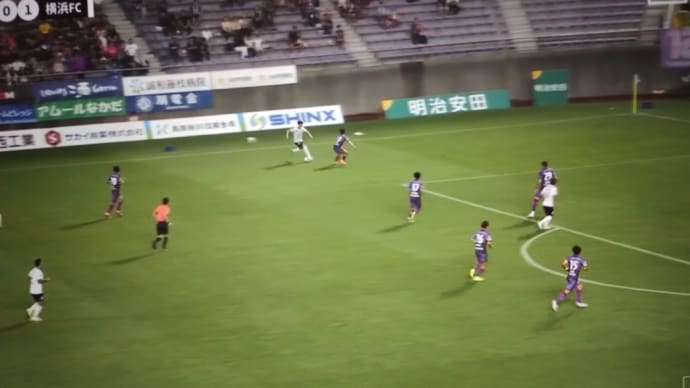 横浜FC小川慶治朗のゴールで先制点