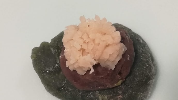 ひちぎり ひっちぎり お雛様のお菓子です 一六タルトはイチゴ味でした