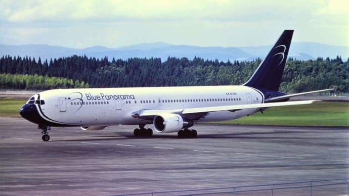 ２００６年７月 鹿児島空港 ブルーパノラマ航空 Boeing767-300