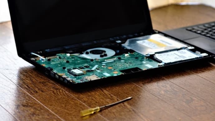 突然のシャットダウン?パソコンの電源トラブル解消ガイド