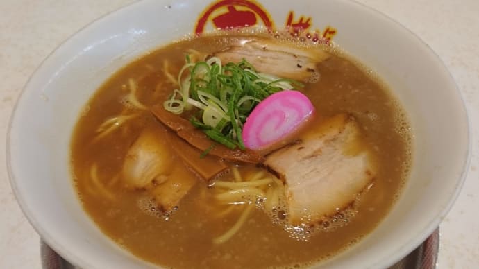 丸高中華そば 神戸二宮店 4