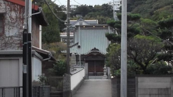 散歩を兼ねて、ご近所の神社仏閣を参拝　---大運寺さん、穐葉神社さん、稲荷神社さん、延台寺さん　