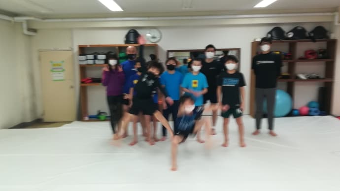 (木)キッズ格闘技クラス18:30~