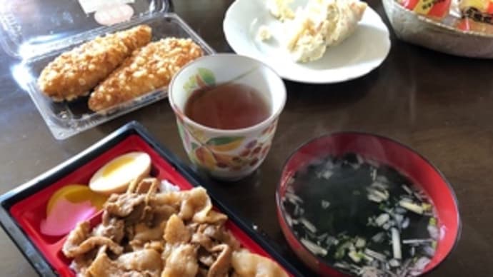 今日のランチ(豚の生姜焼き丼)
