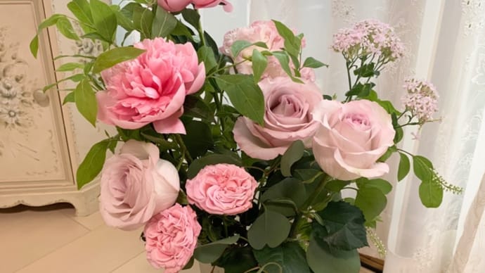 カーブス、肋骨呼吸•母の日の花束