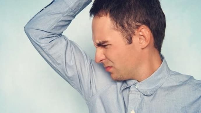 毛が多い場所は何故臭いが強くなるの? 臭いの原因は雑菌