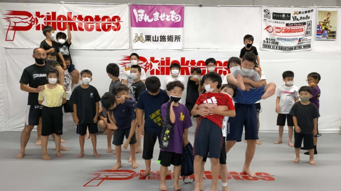 (土)キッズ格闘技クラス09:30〜