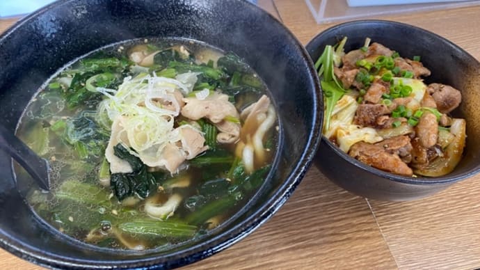 港南区 肉うどんの店 まる藤 肉うどん+ぶた炒め丼ハーフ