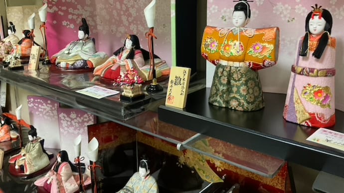 雛人形、展示中です。