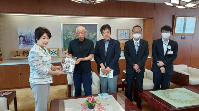 核兵器廃絶を願い、吉村知事と被爆者の懇談