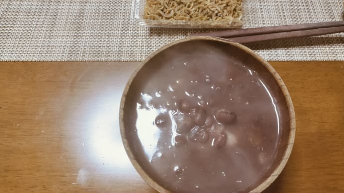 昼はぜんざい夜はすき焼きです