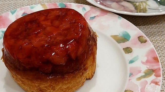 病院とパン屋さんのスイーツ