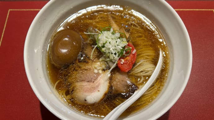 【入谷】 Craft Ramen Bit「コンソメラーメン 醤油 味玉入(1100円)」