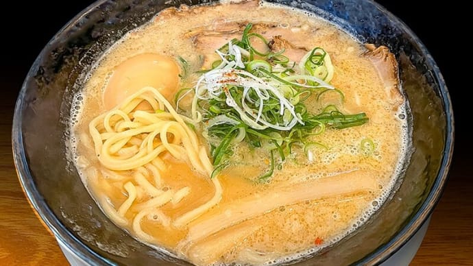 煮干し鶏白湯醤油チャーシュー麺　～らー麺 村咲の新規オープン～