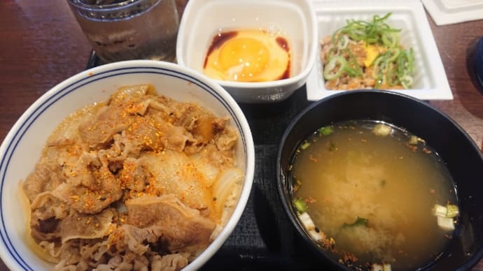 あれだけ食べたのに