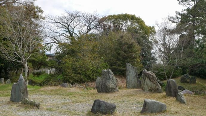 志度寺の曲水式庭園