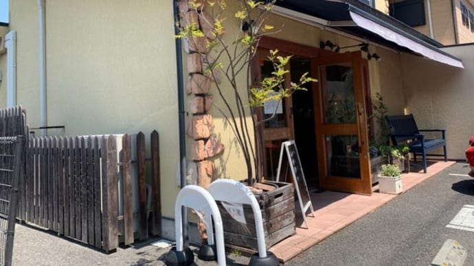 【パン工房 サンク】 『食パン クロワッサン』 貝塚市役所の近く