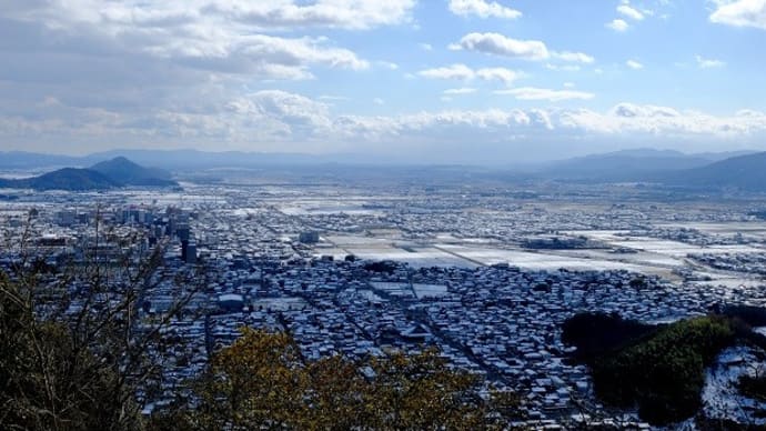 八幡山城址からの眺望