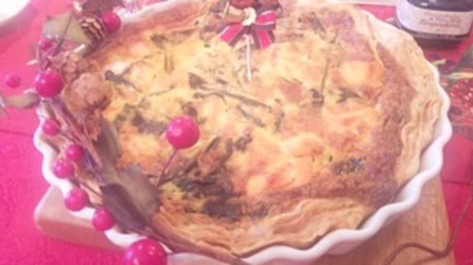 サーモンとほうれん草のクリスマスキッシュ