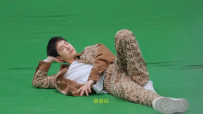 2022/09/22 王一博 太平鸟