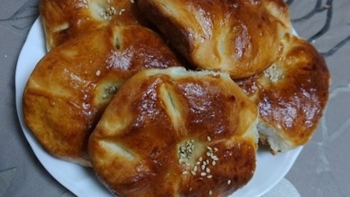 昨日は、味噌用の麹を作るのに、ハダカ丸麦5k米5Kを蒸しました~~!
