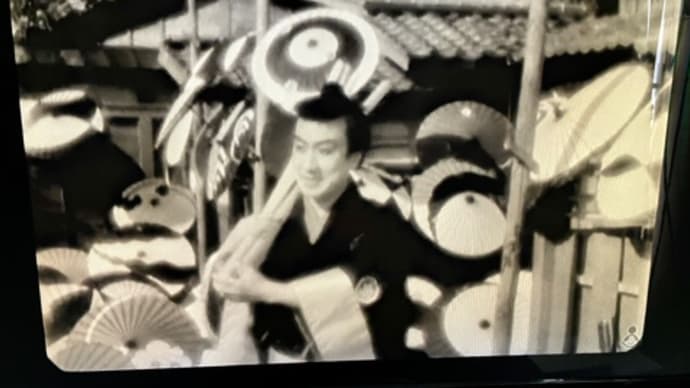 映画と舞台を見比べる。①1938年日活映画「鴛鴦歌合戦」