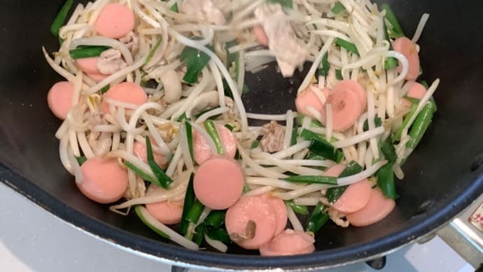 もやし炒めレンチンとうもろこし自家製ガリ(^。^)