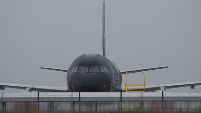 雨の北九州空港・・・今日北部九州は梅雨明け宣言