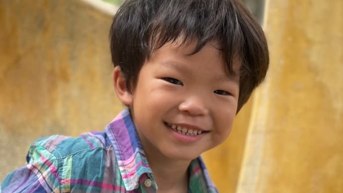 3歳「犬のおまわりさん」を歌う 可愛い