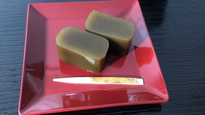 My Japanese style tea time.ほうじ茶ようかんでお茶の時間。