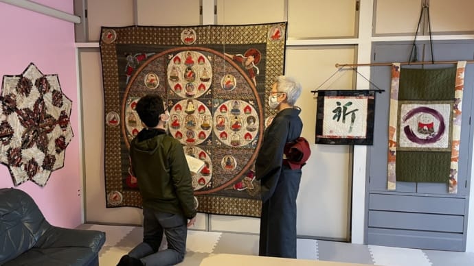母と娘 三人の展示会